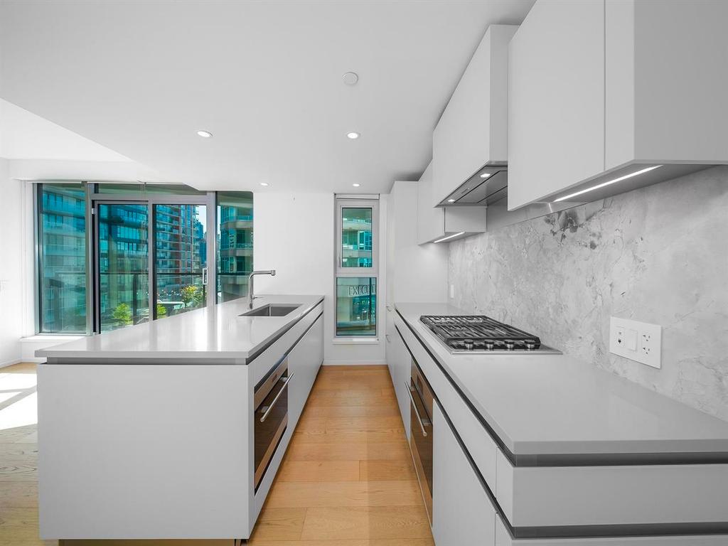 Listing Image for R3090551