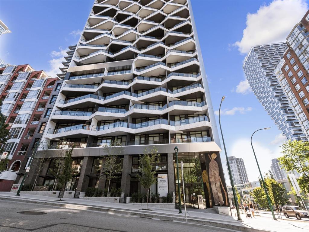 Listing Image for R3090551