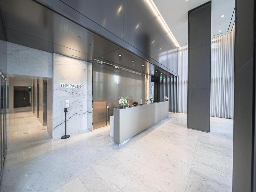 Listing Image for R3090551