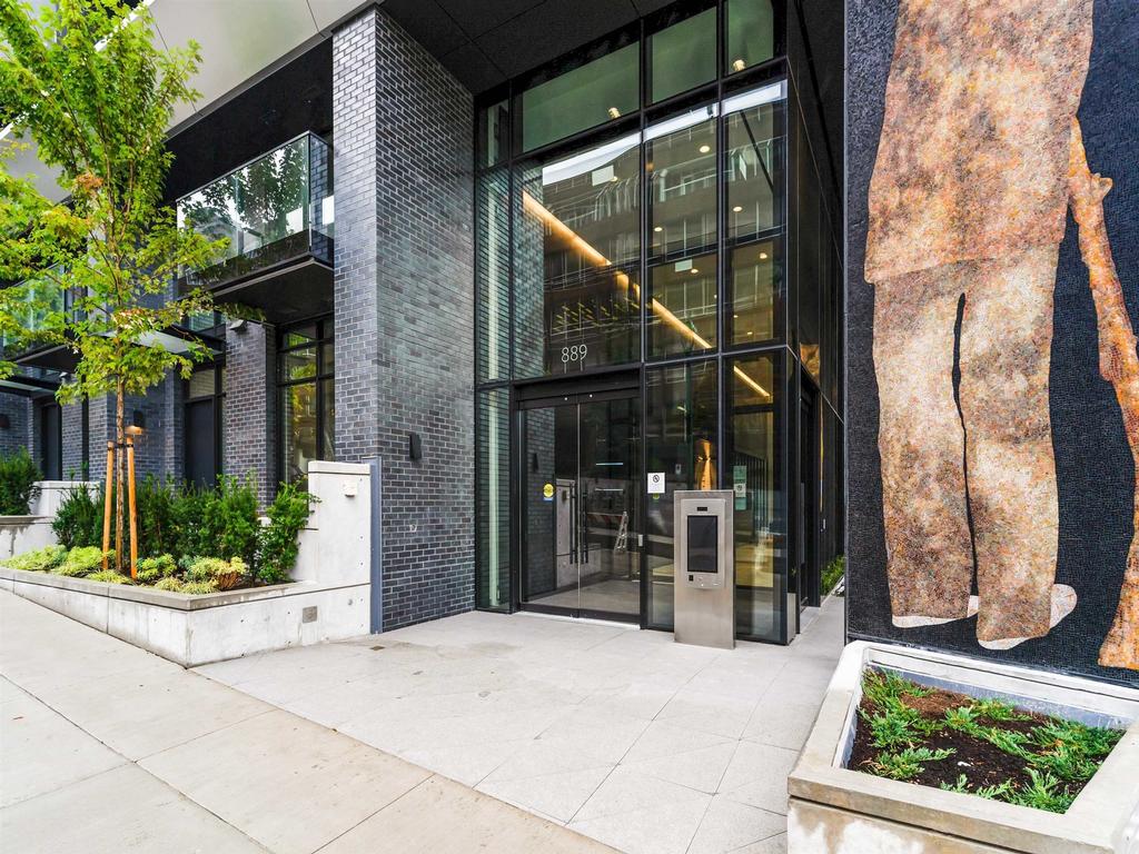 Listing Image for R3090551