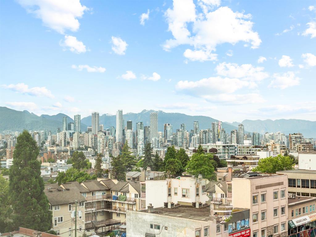 Listing Image for R3090555