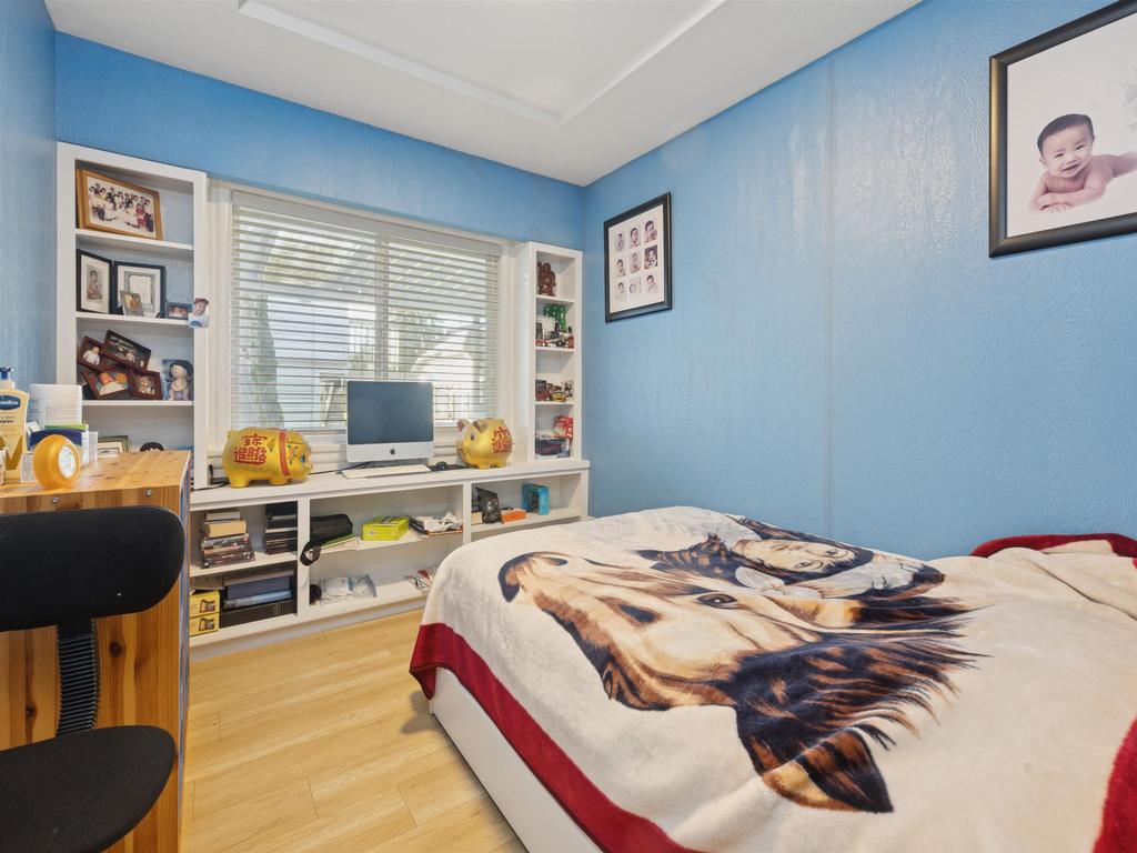 Listing Image for R3090565