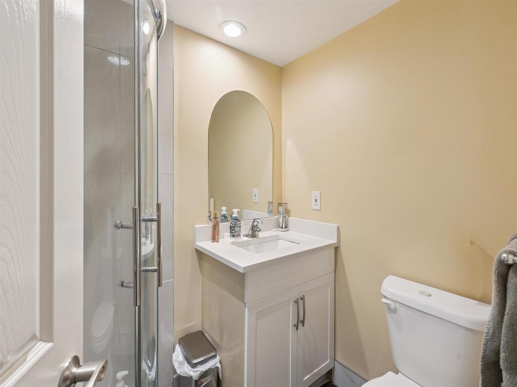 Listing Image for R3090565