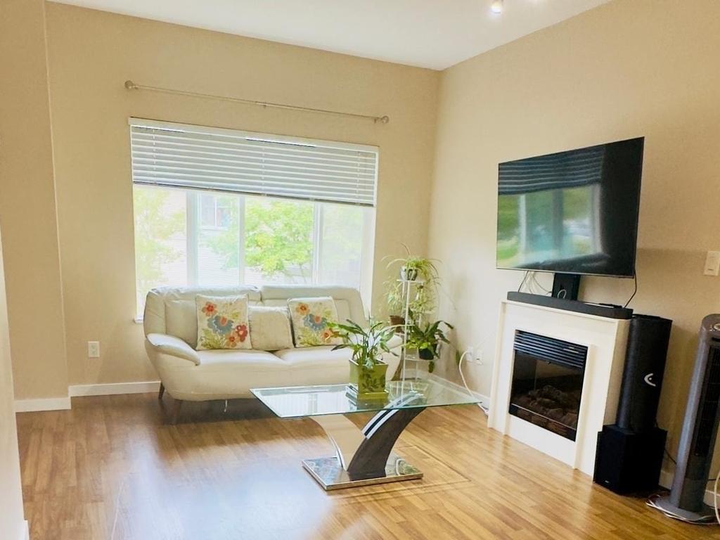 Listing Image for R3090566