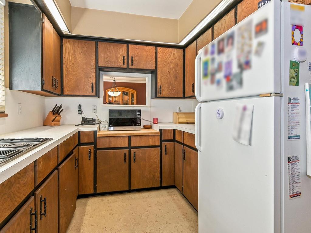 Listing Image for R3090580