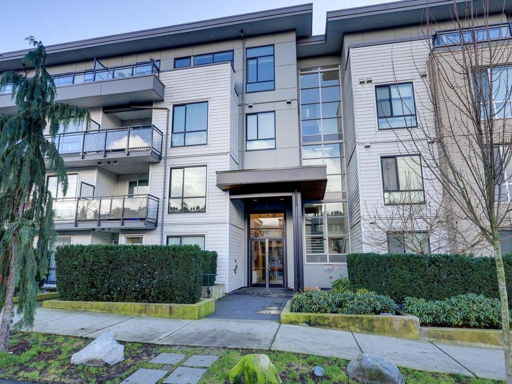 Listing Image for R3090582