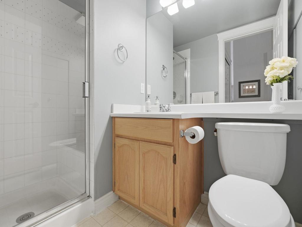 Listing Image for R3090587