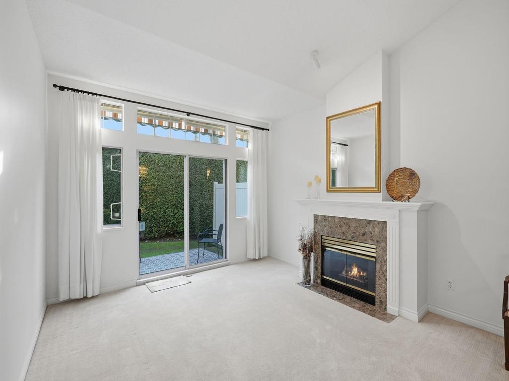 Listing Image for R3090587