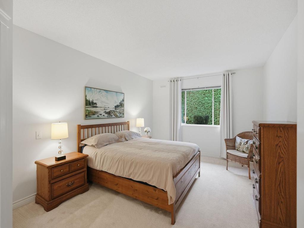 Listing Image for R3090587