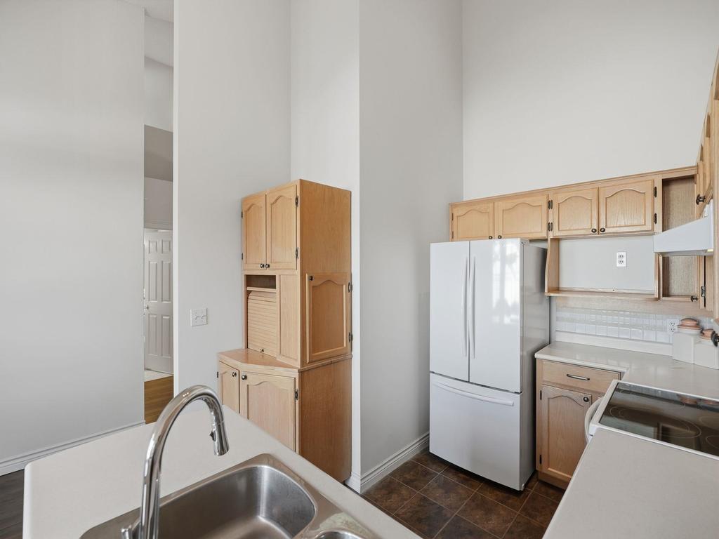 Listing Image for R3090587
