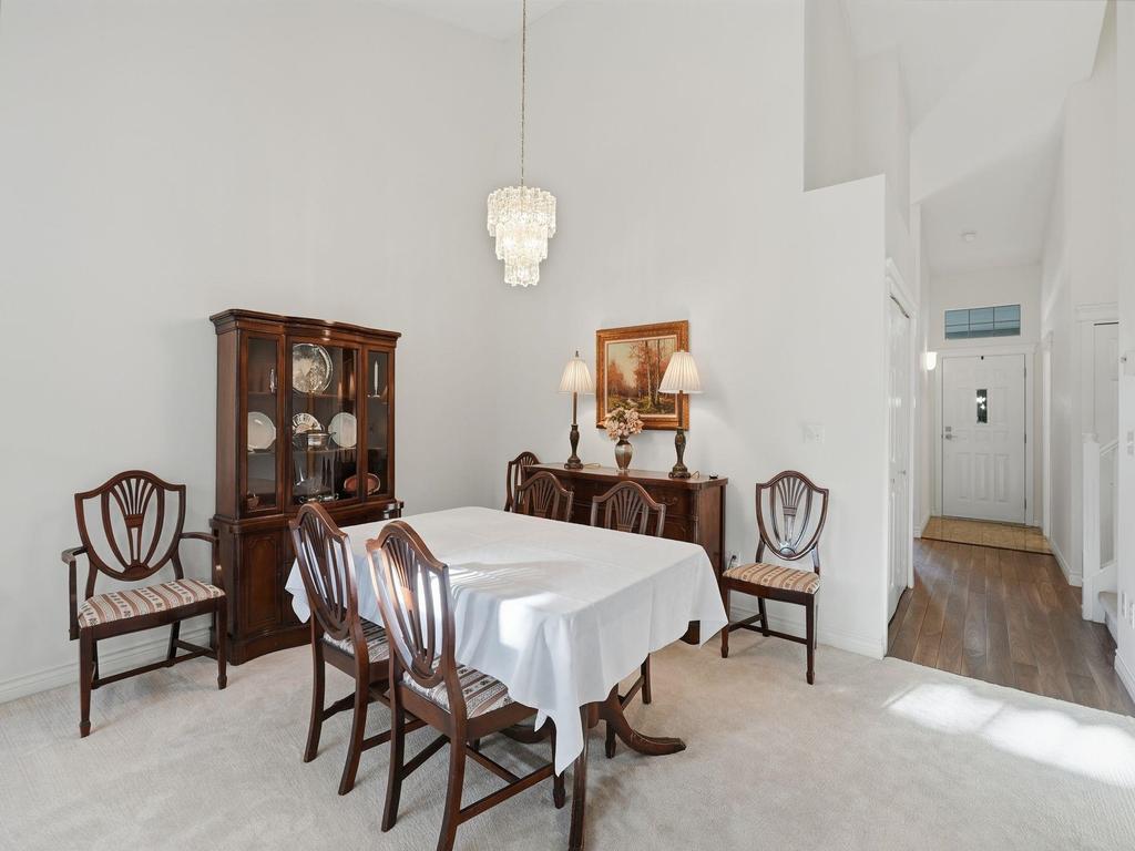 Listing Image for R3090587