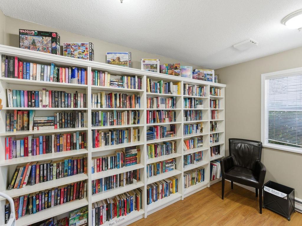 Listing Image for R3090587