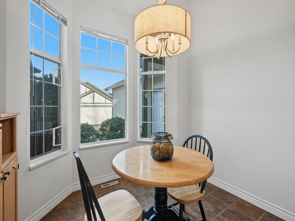 Listing Image for R3090587