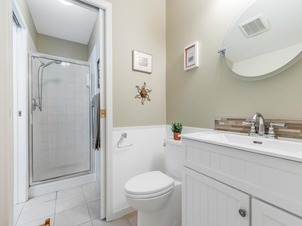 Listing Image for R3090593