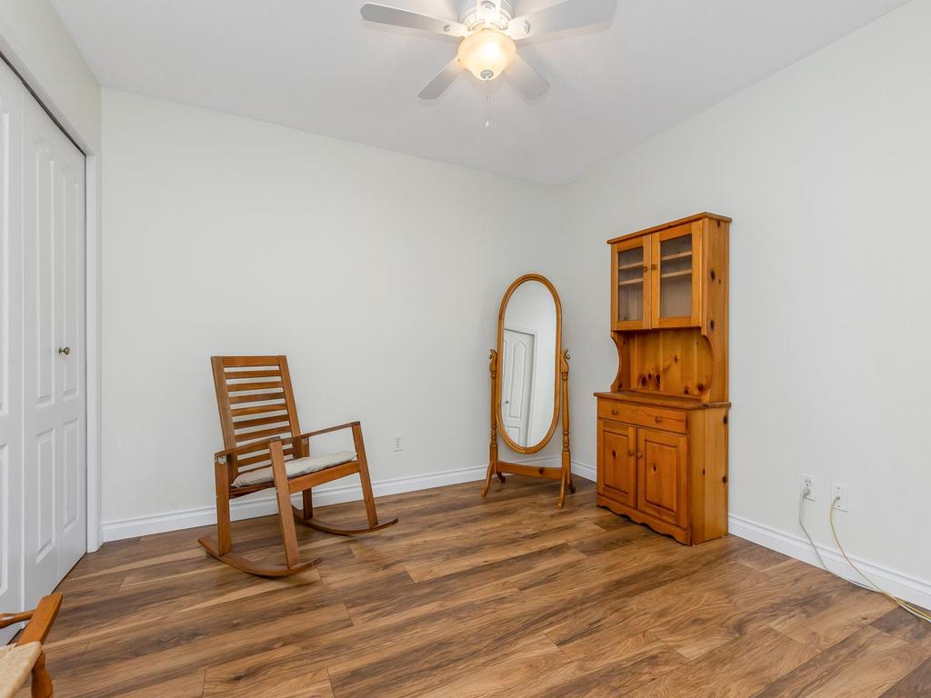 Listing Image for R3090593