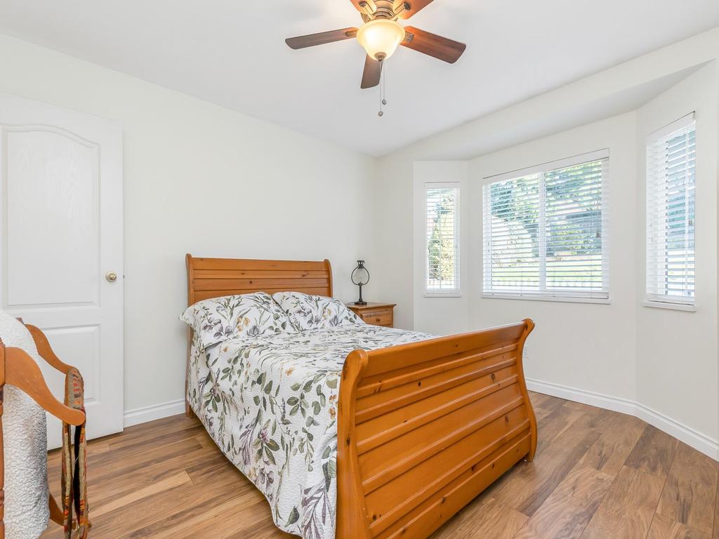 Listing Image for R3090593