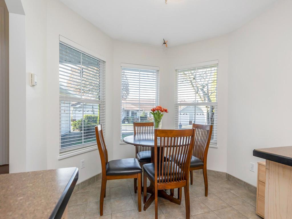 Listing Image for R3090593