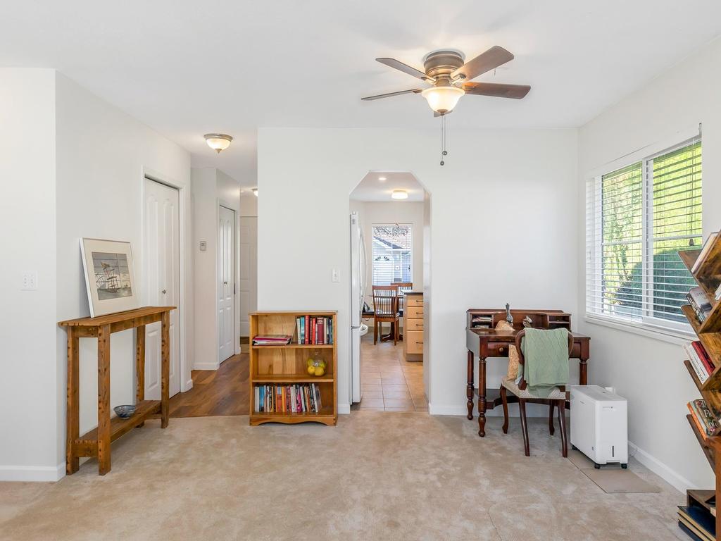 Listing Image for R3090593