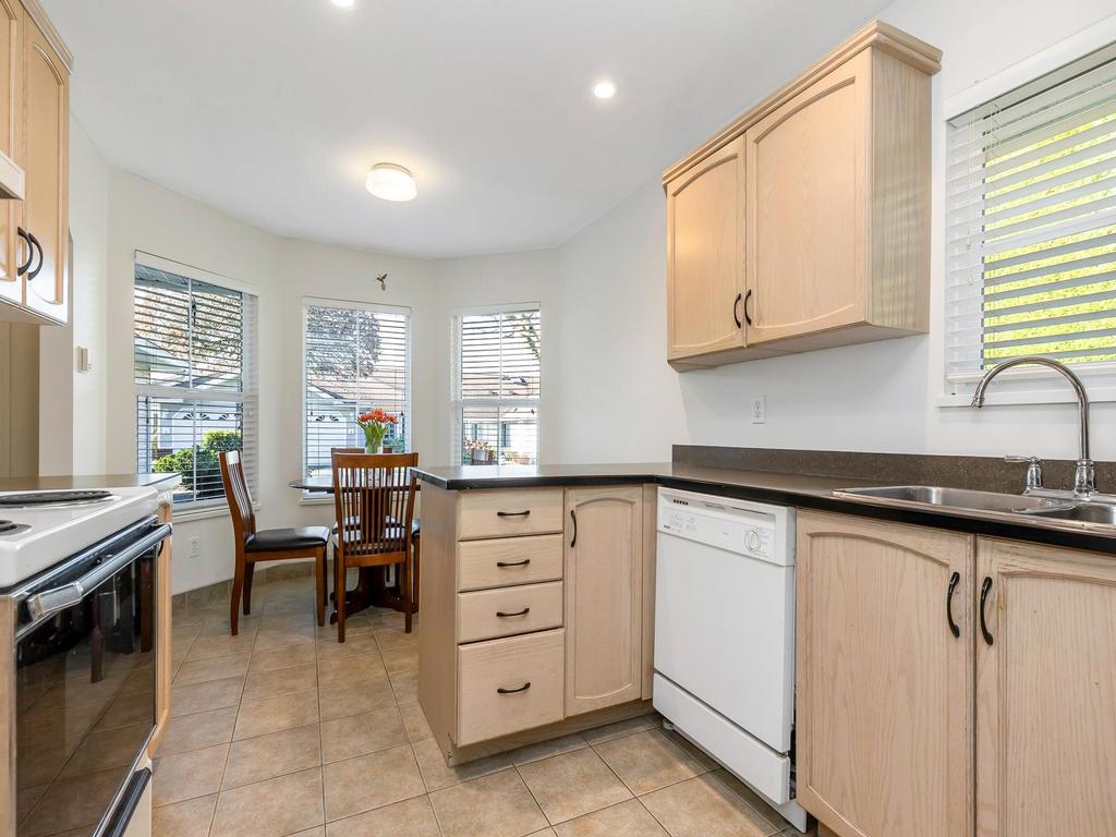 Listing Image for R3090593