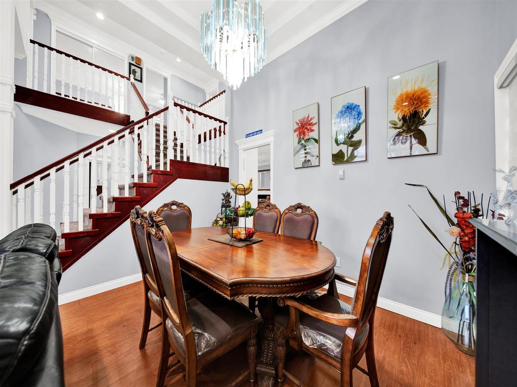 Listing Image for R3090595