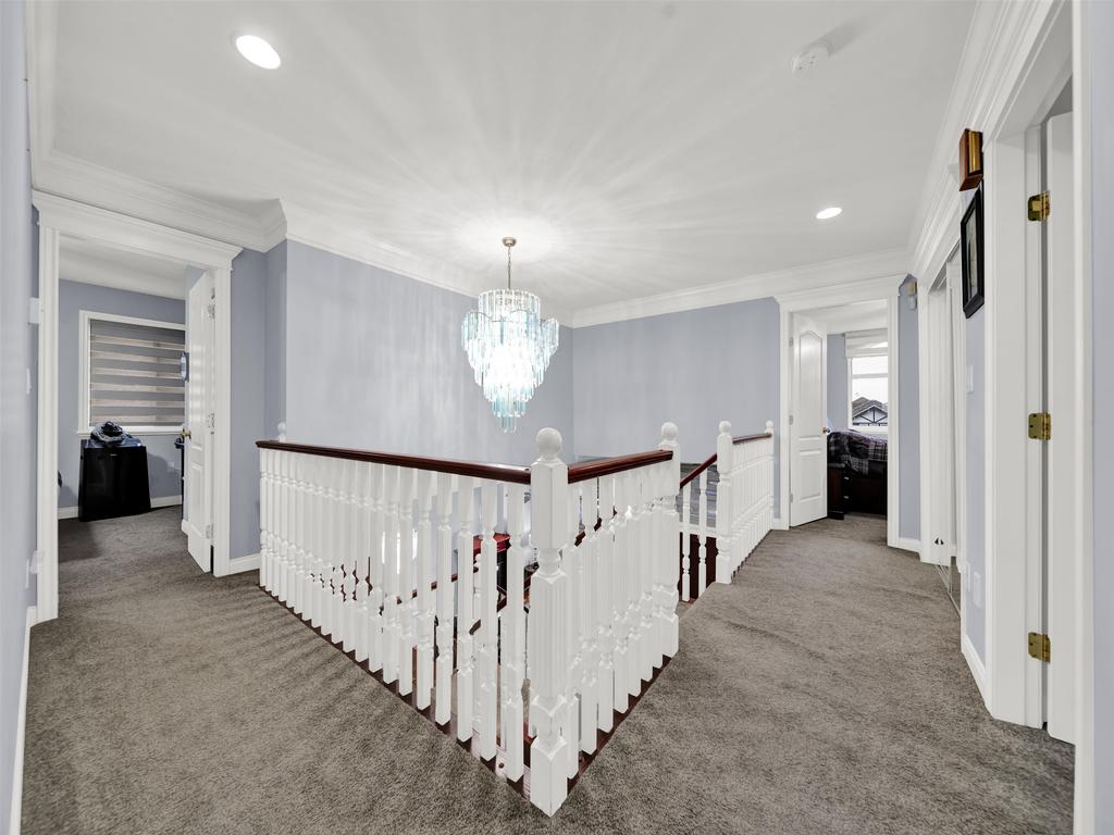 Listing Image for R3090595