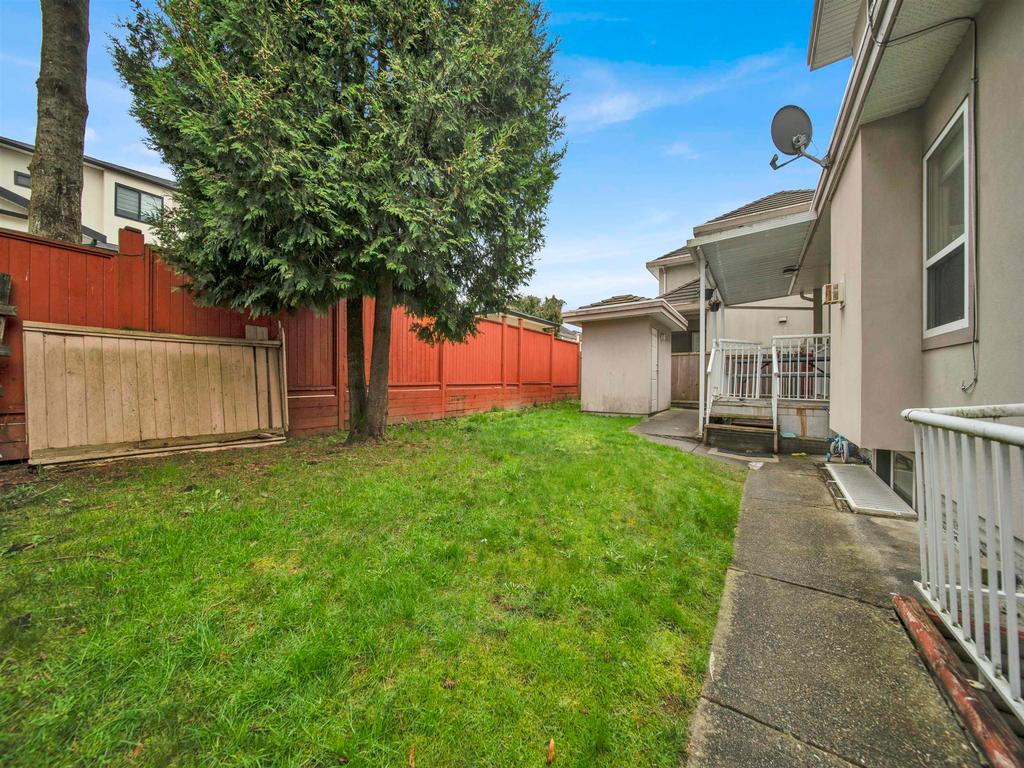 Listing Image for R3090595