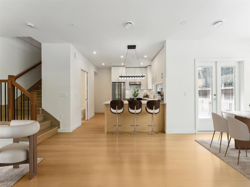 Listing Image for R3090603