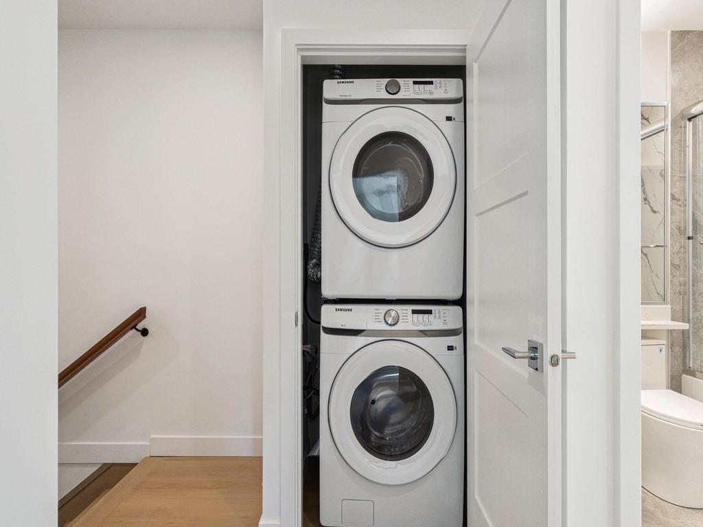 Listing Image for R3090603