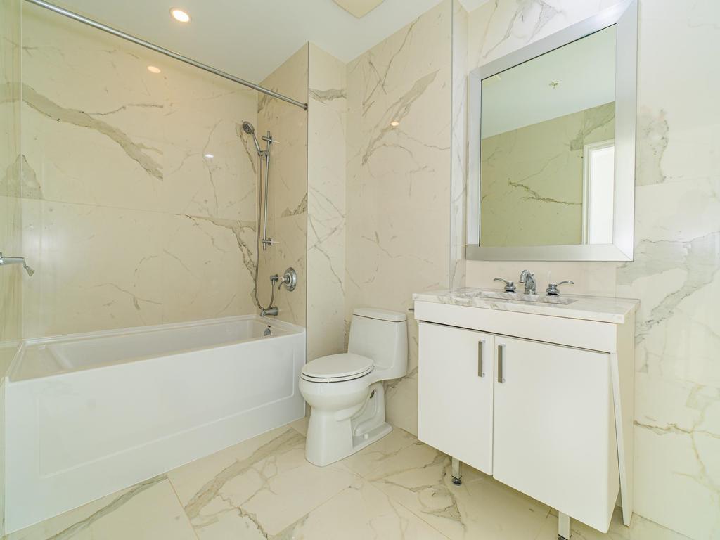 Listing Image for R3090608