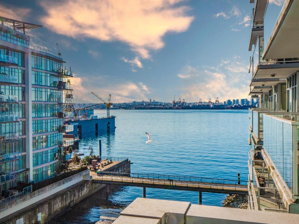 Listing Image for R3090608