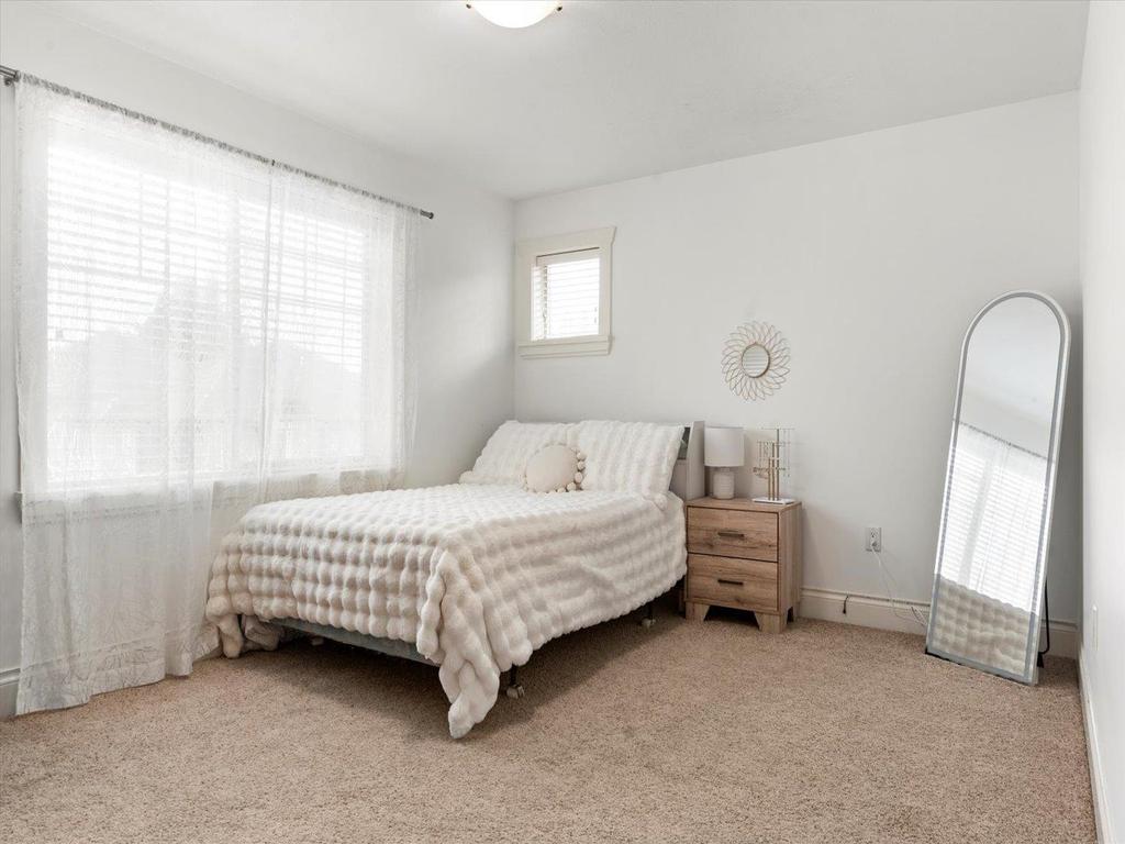 Listing Image for R3090624