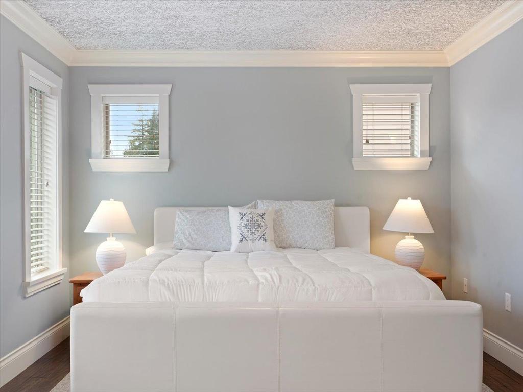 Listing Image for R3090624