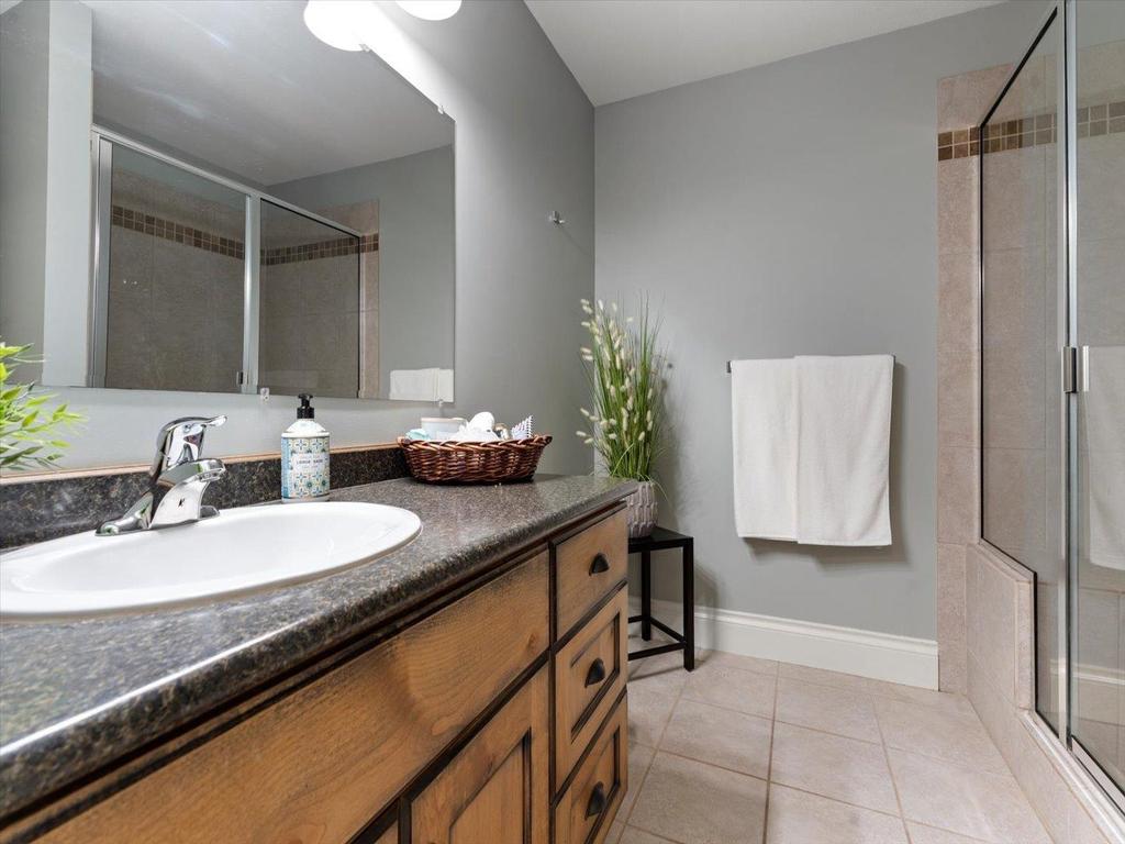 Listing Image for R3090624