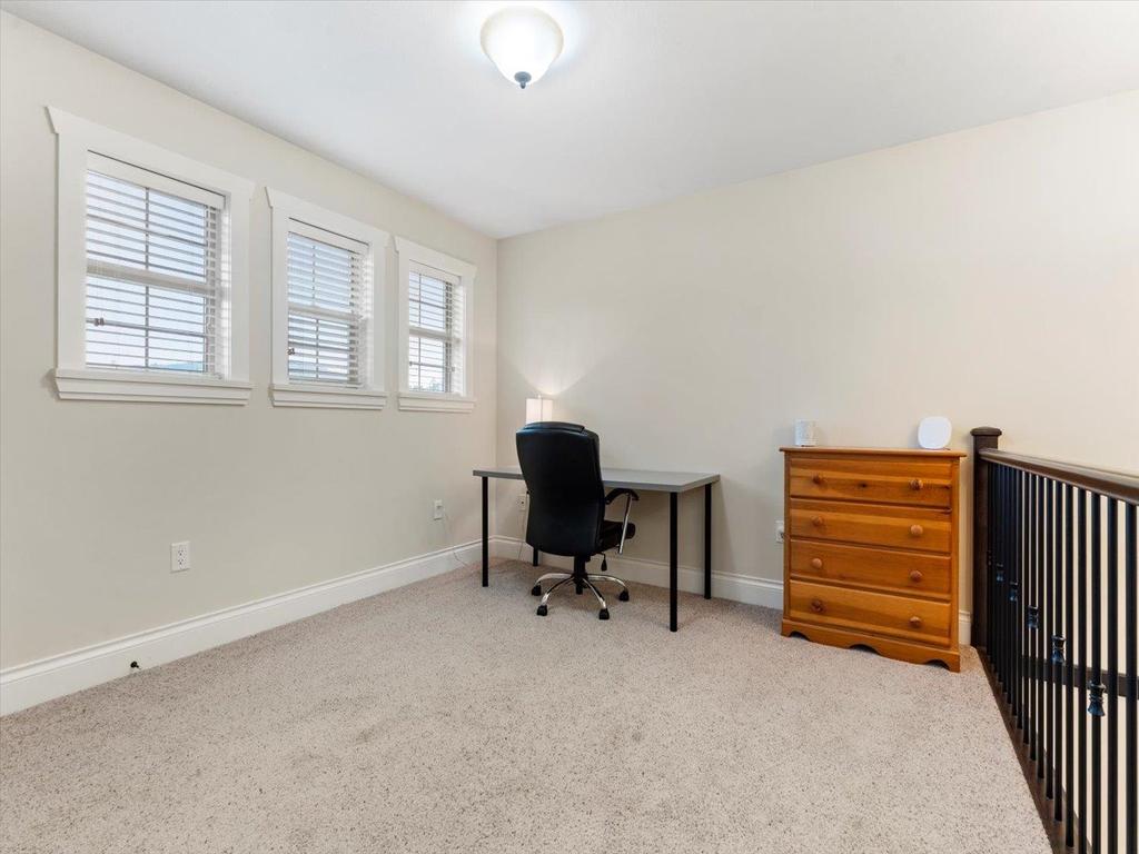 Listing Image for R3090624
