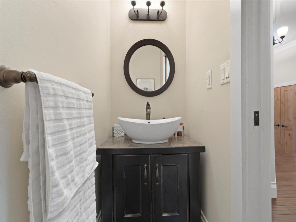 Listing Image for R3090624