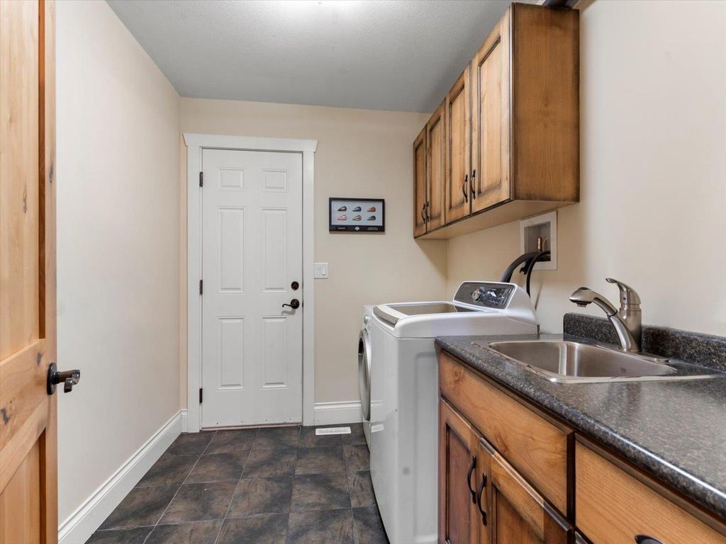 Listing Image for R3090624