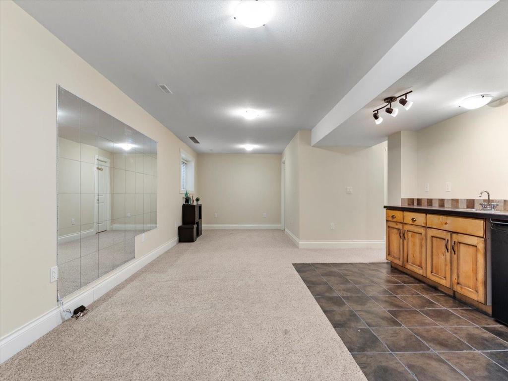 Listing Image for R3090624