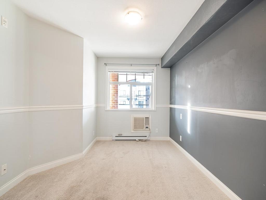 Listing Image for R3090626