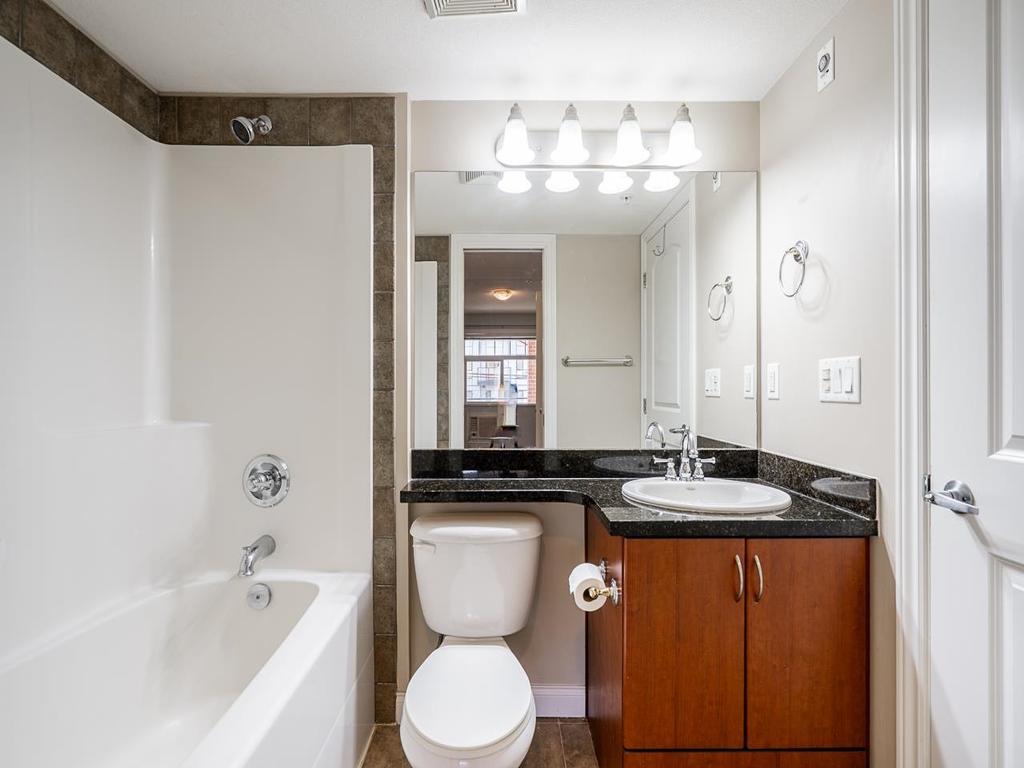 Listing Image for R3090626