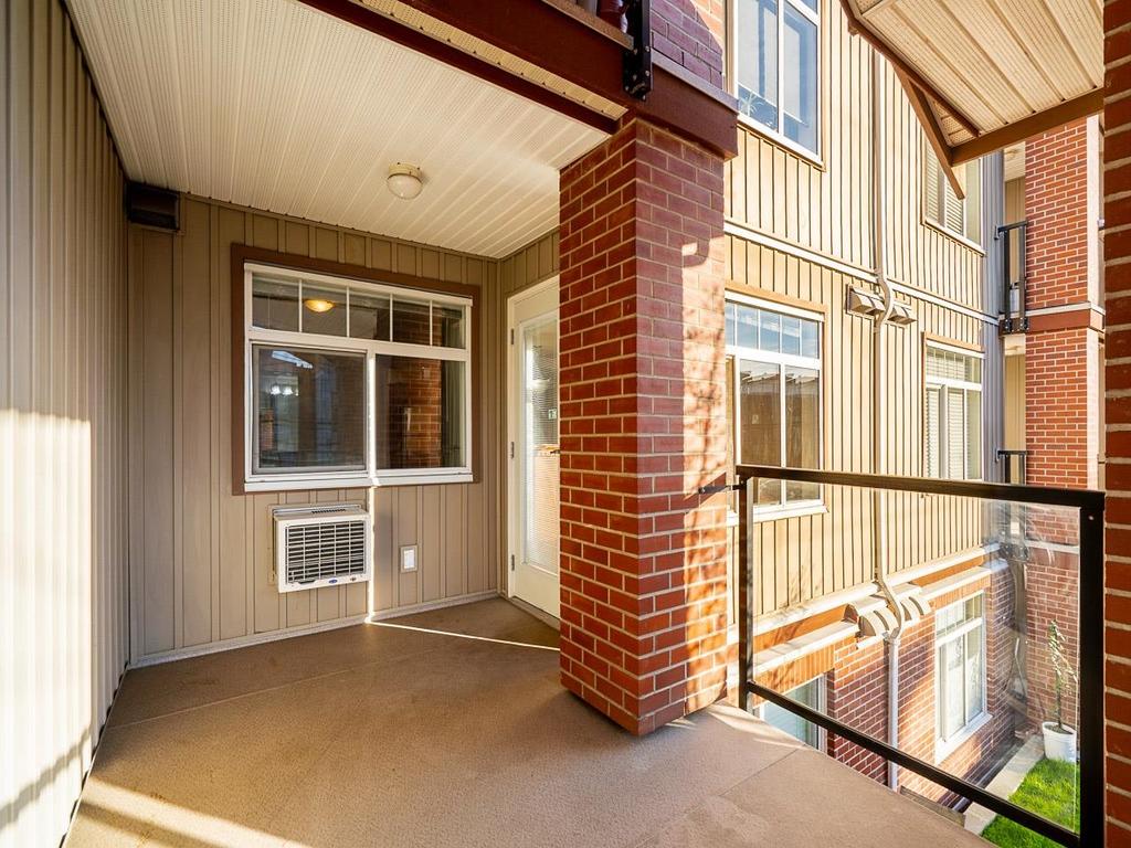 Listing Image for R3090626