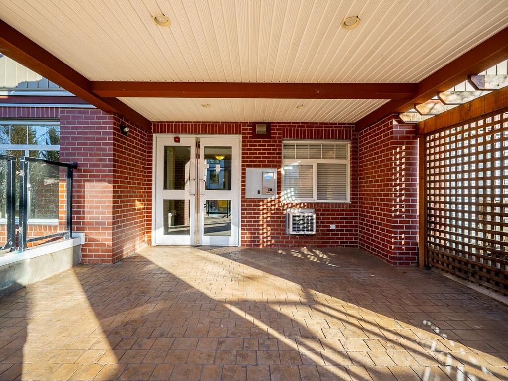 Listing Image for R3090626