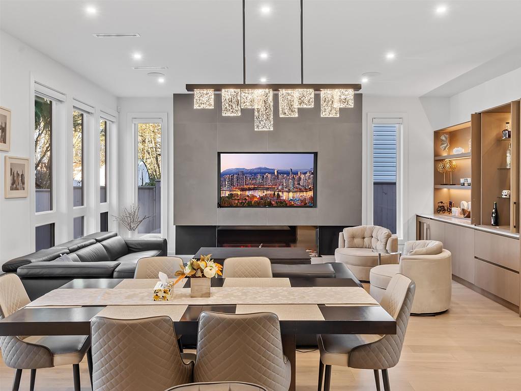 Listing Image for R3090637