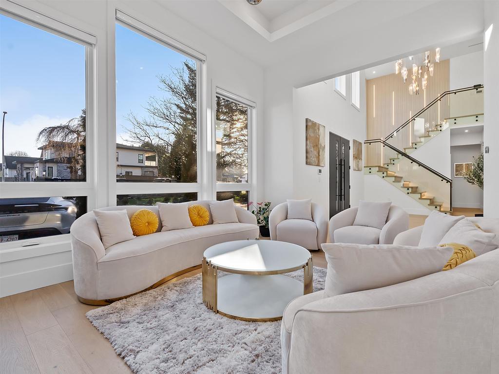 Listing Image for R3090637