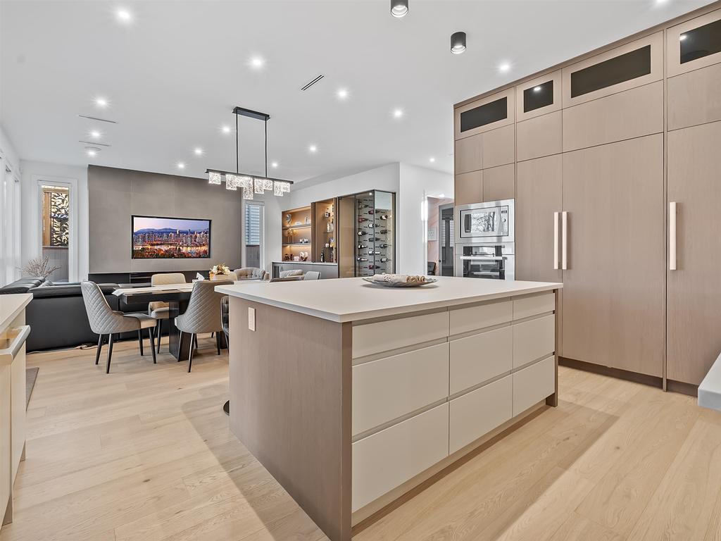 Listing Image for R3090637