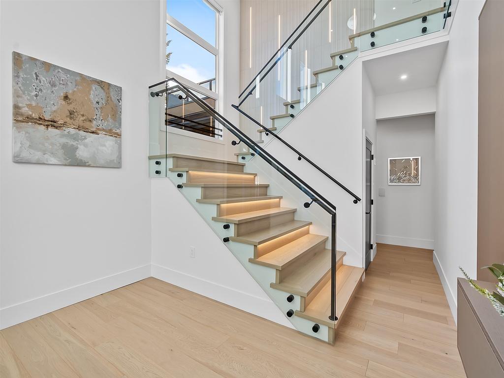 Listing Image for R3090637