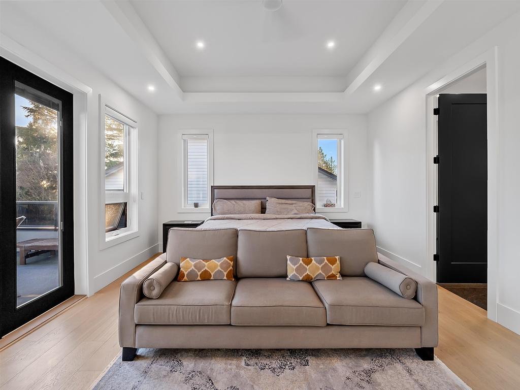 Listing Image for R3090637