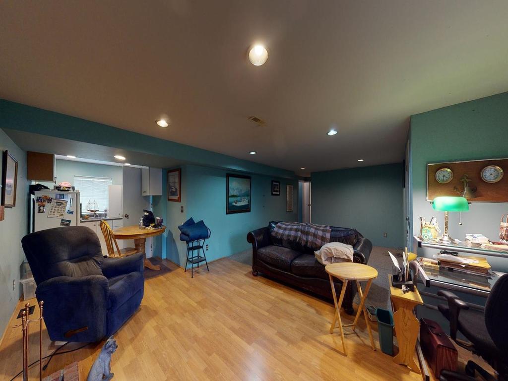 Listing Image for R3090638