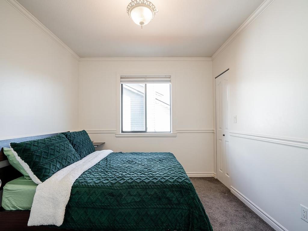 Listing Image for R3090644