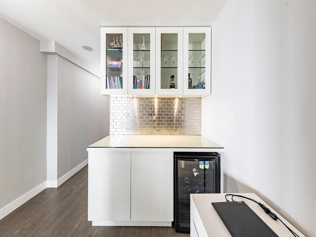 Listing Image for R3090647