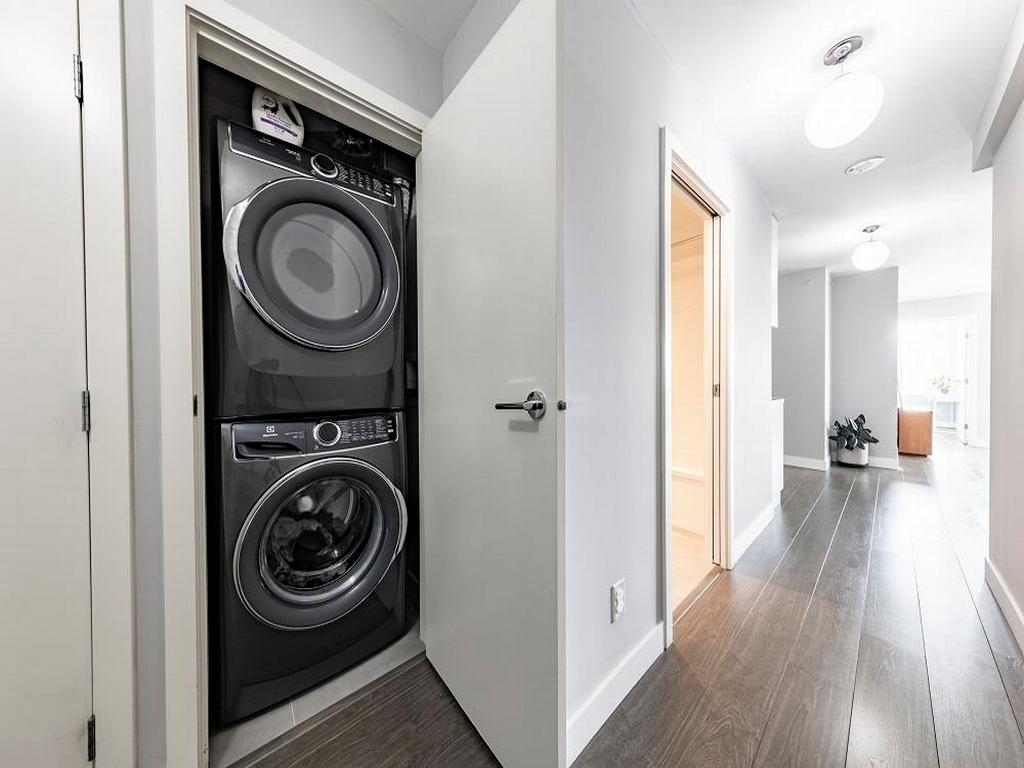 Listing Image for R3090647